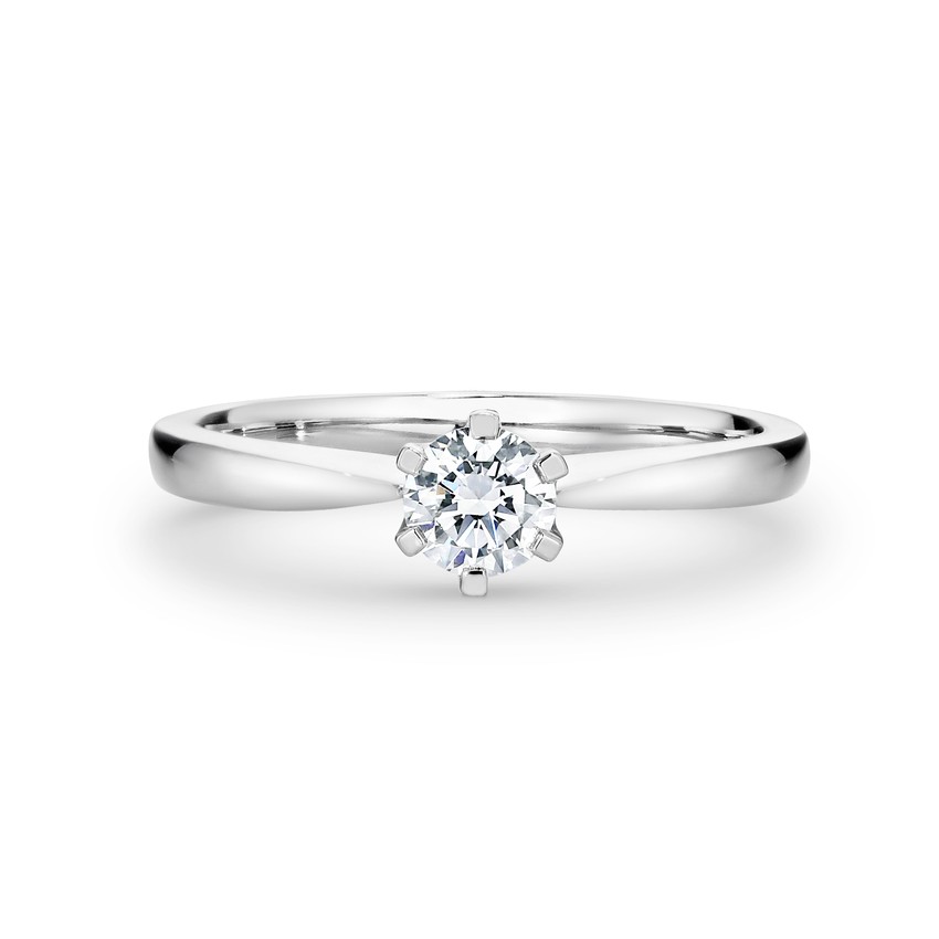 Round brilliant cut solitaire engagement ring 2225