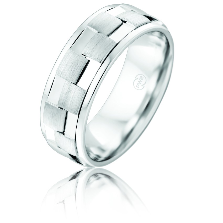 Gents wedding band J4164